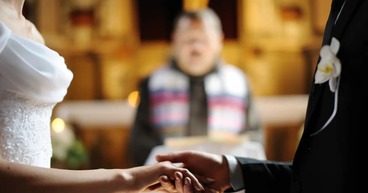 Odnowienie przysięgi małżeńskiej w kościele - kiedy to zrobić?