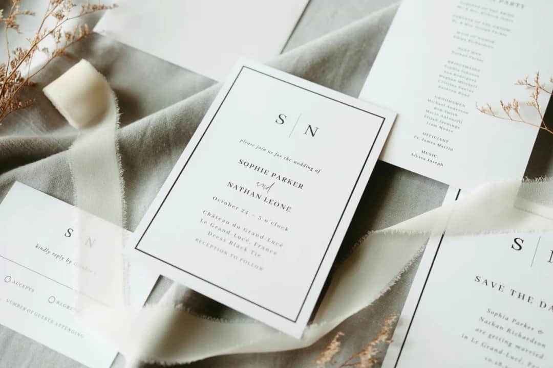Wyjątkowe zaproszenia ślubne stworzone z pasją. Odkryj najciekawsze projekty