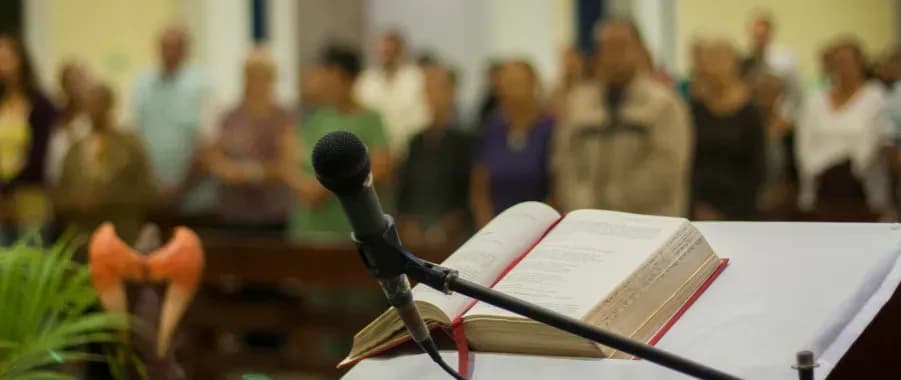 Kto to jest lektor w kościele i jakie ma odpowiedzialności?