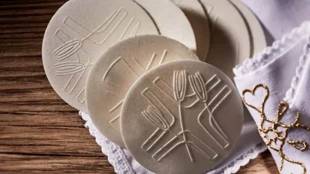 Ile razy można iść do komunii po spowiedzi? Oto, co warto wiedzieć